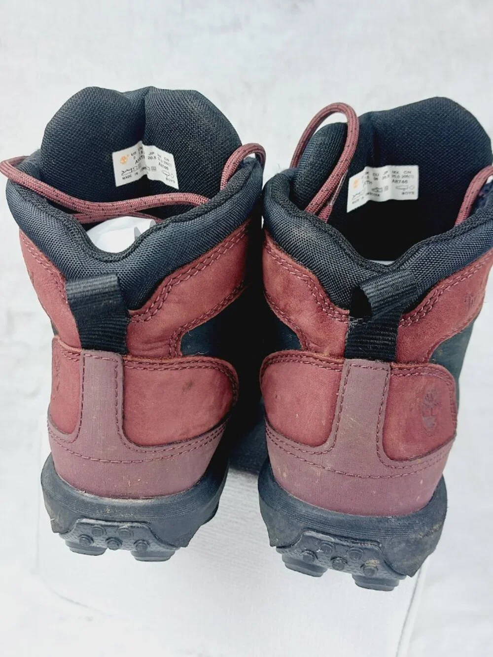 Timberland Boy's Burgundy Converge Waterproof Duck Hiking Boots Size 2